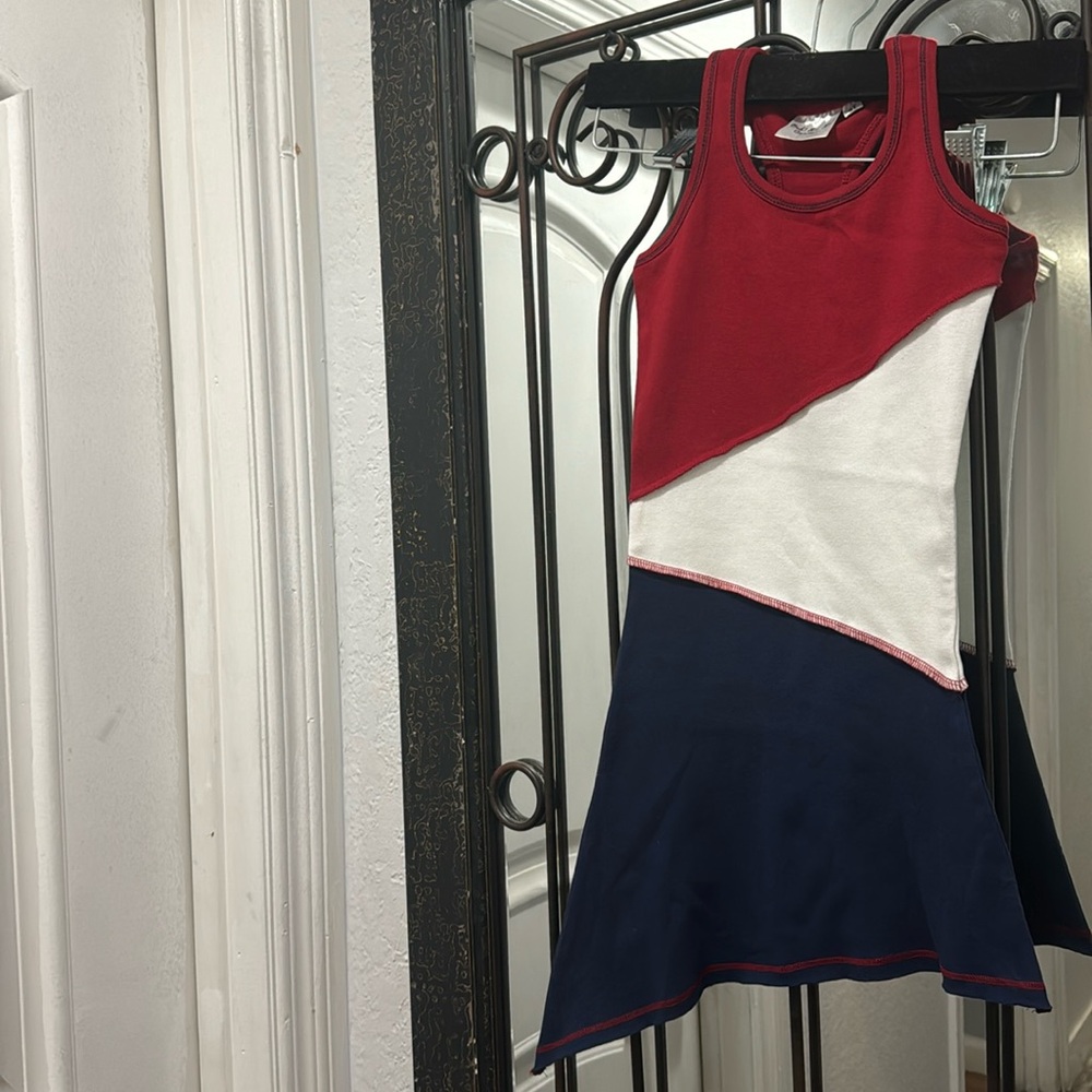 Oh la la couture dress size 4 T